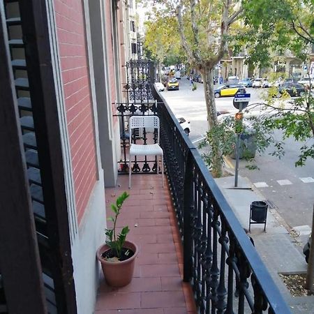 Appartement Piso Y Patio à Barcelone Extérieur photo